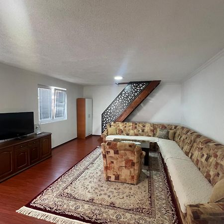 Sara Apartments プラヴ エクステリア 写真