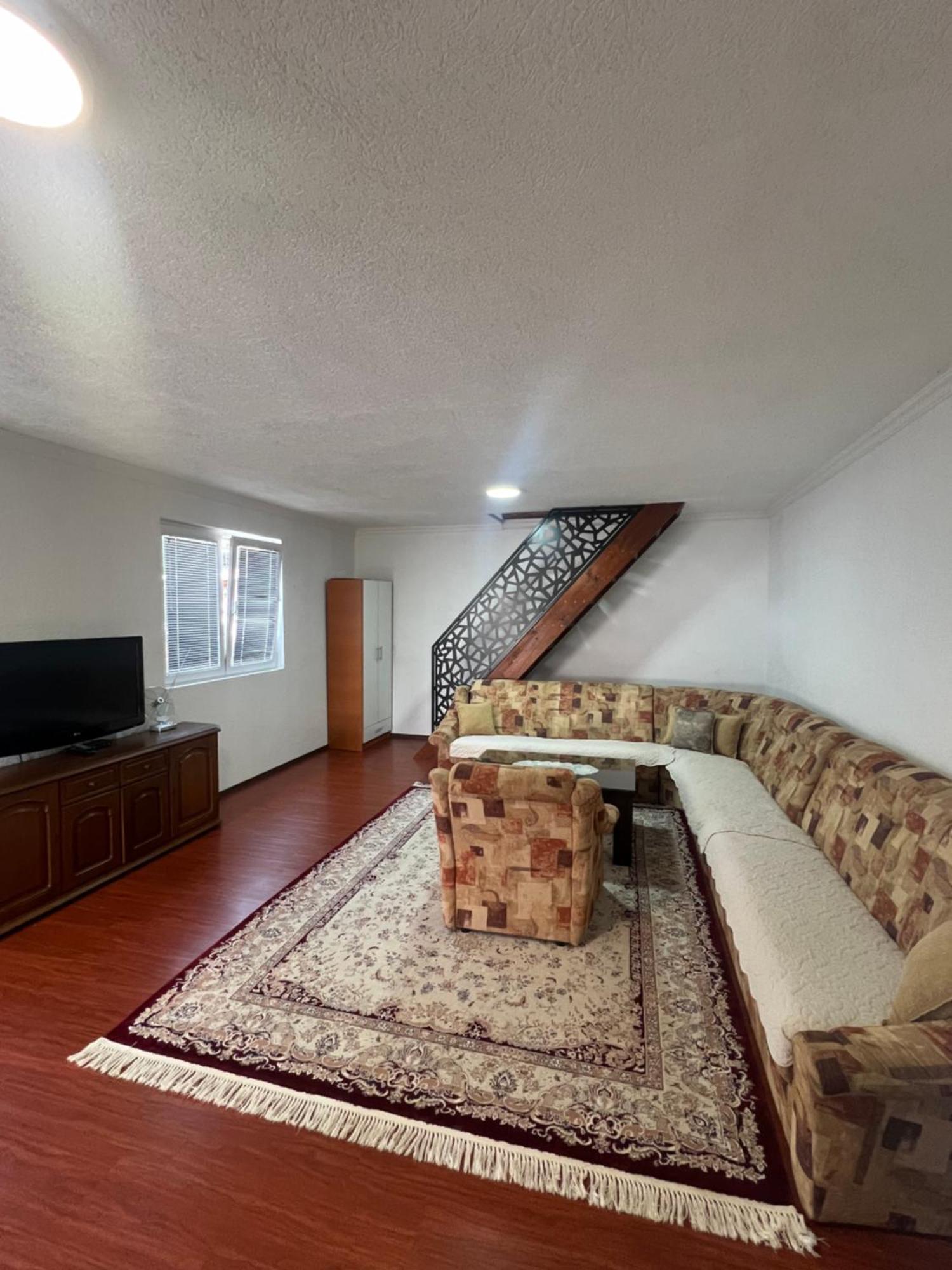 Sara Apartments プラヴ エクステリア 写真